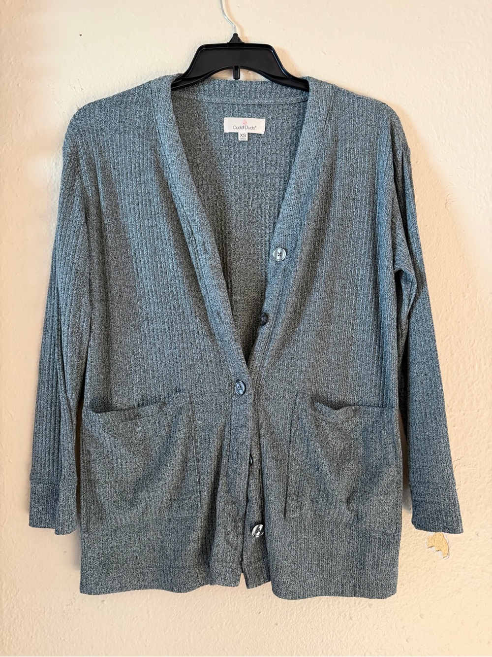 Cuddl Duds Heather Gray Ribbed V‑Neck Button Cardigan